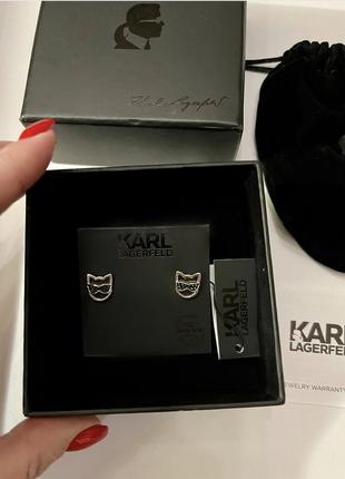 Сережки karl lagerfeld paris choupette in sunglasses stud earrings.