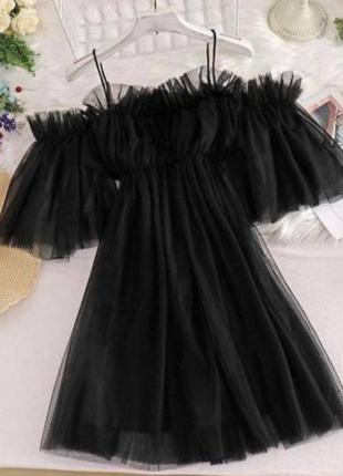 Стильне класичне класне красиве гарненьке зручне модне трендове просте плаття сукня біла чорна1 фото