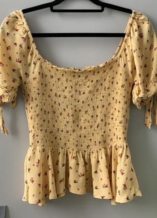Блуза жатка с открытыми плечами1 фото