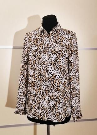 Блуза рубашка с леопардавой расцветкой