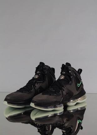 Кроссовки nike lebron xix black green glow