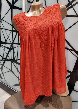 Летняя свободная блуза, майка zara с вышивкой и структурной ткани красного цвета 487 фото