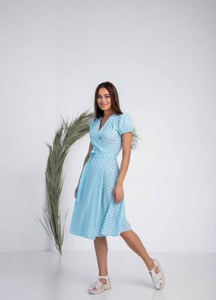 Сукня жіноча міді із запахом блакитна з короткими рукавами4 фото