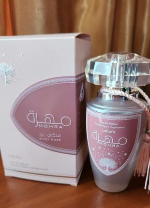 Арабские духи mohra silky rose lattafa perfumes4 фото