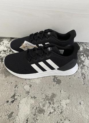 Adidas questar flow