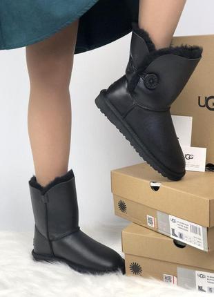 Шикарные женские кожаные зимние угги/ сапоги "ugg bailey button black " с мехом 😍8 фото