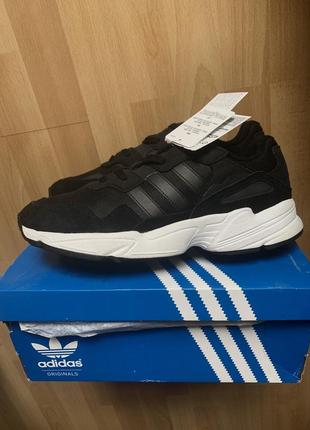 Кроссовки adidas yung-96 black