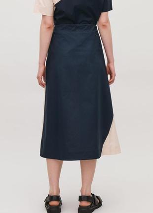 Юбка cos slanted-seam contrast skirt / 385 фото
