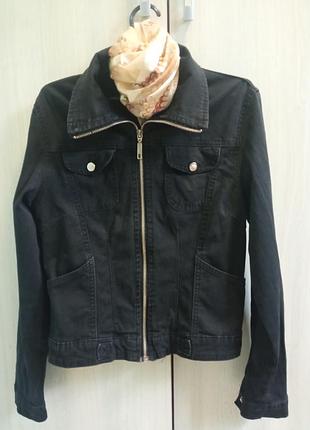 Кутрочка куртка ветровка