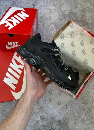 Демисезонное чёрное кроссовки nike air max tn terrascape черные мужские кроссовки nike air max tn черные кроссовки найк