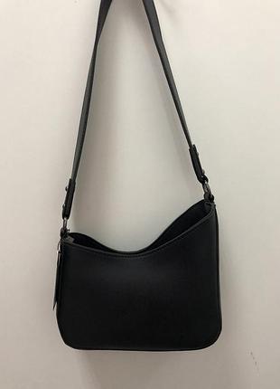 Асиметрична сумка