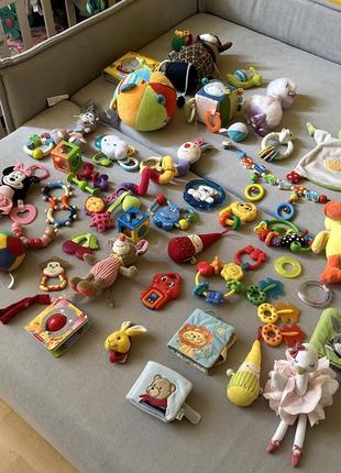 Набор детских игрушек от 0-12 месяцев