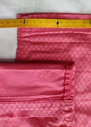 Рожеві жіночі літні джинси10 фото