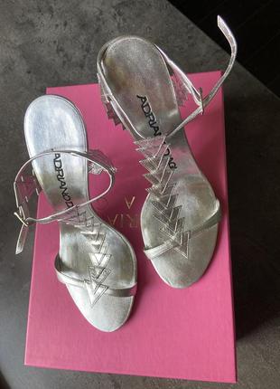 Босоножки от adriano diagi