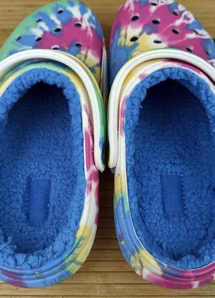 Крокси crocs classic lined tie dye clog5 фото