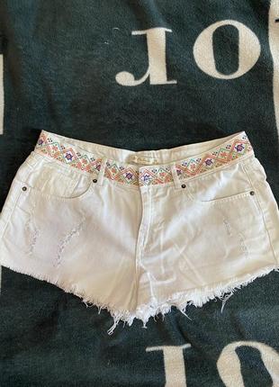 Белые джинсовые шорты colin’s