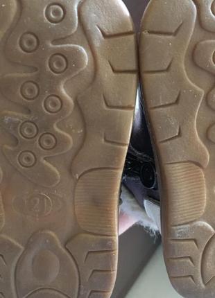 Демісезонні шкіряні черевики для дівчинки 21 розмір3 фото