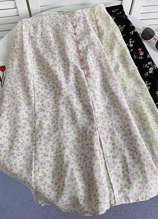 Стильная юбка в трендовой цветочной расцветке с разрезами, на пуговицах😻1 фото