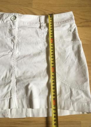 Короткая белая юбка mgn размер 40 / l7 фото