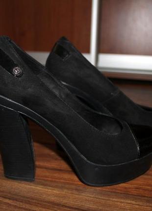 Черные замшевые туфли4 фото