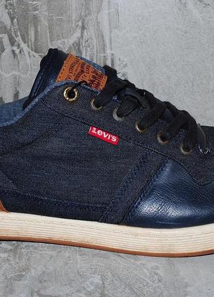Кросівки levis 47 розмір