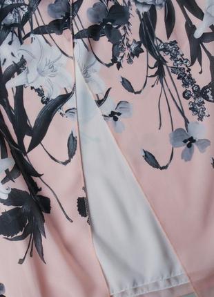 Блуза легенька пудра квіти від quiz8 фото