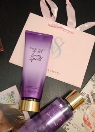 Парфумований лосьйон love spell victoria's secret вікторія сікрет вікторія сікрет оригінал2 фото