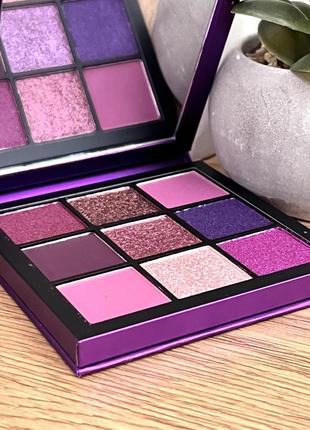 Оригінал палетка тіней huda beauty obsessions palette - amethyst оригинал палетка теней3 фото