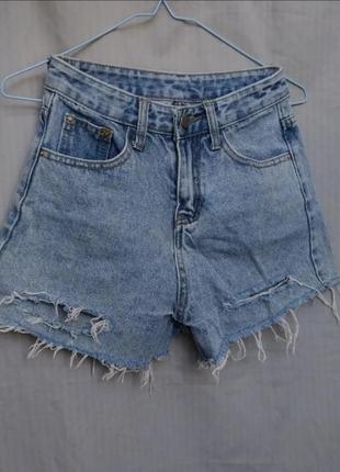 Джинсові шорти