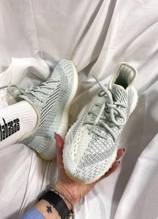 Текстильні літні кросівки adidas yeezy boost 350 v2 cloud white