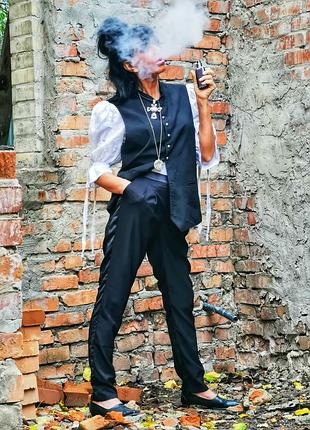 Брюки с лампасами защипами атласной отделкой vrs woman стрейч штаны