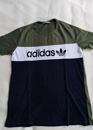 Футболка бренд adidas, розмір м.