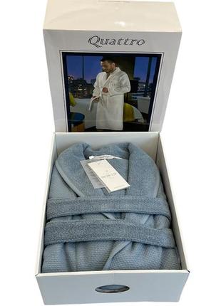 Мужской махровый халат maison d'or quattro blue хлопок размер m (48-50) серо-голубой