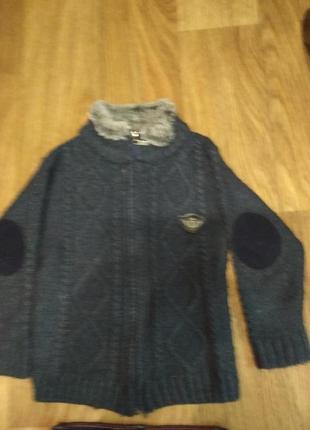 Кофта, свитер с мех ворот, на 3-5 лет, зима2 фото