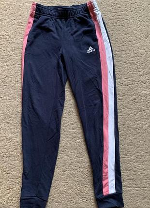 Спортивные штаны adidas