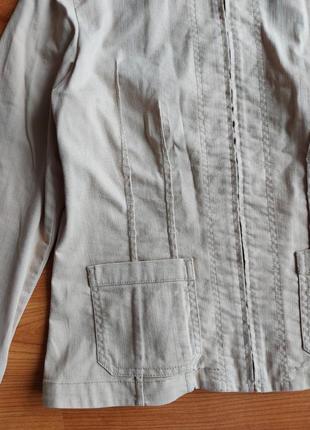 Бежевый коттоновый пиджак жакет куртка на замке с карманами olsen, p. 384 фото