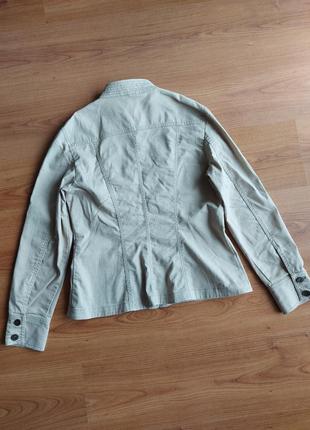 Бежевый коттоновый пиджак жакет куртка на замке с карманами olsen, p. 386 фото