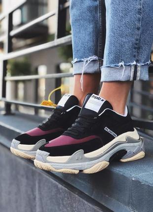 Кроссовки balenciaga triple s 2 v цвет черный с бургунди1 фото