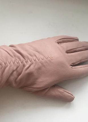 Теплі шкіряні рукавички утеплені на флісі, колір рожева пудра, натуральна шкіра