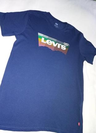 Футболка бренд levis