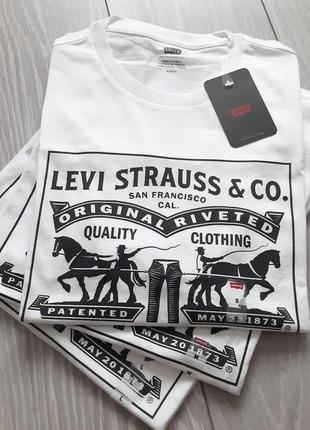 Футболка levis, размер m, l