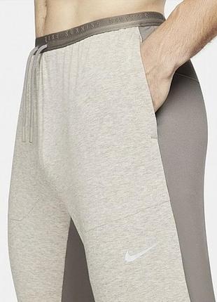 Мужские легкие брюки nike оригинал из новых коллекций.2 фото