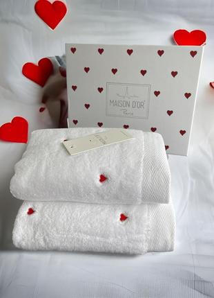 Набір рушників maison d'or soft hearts white-red махрові 50-100 см*2 шт.білі2 фото