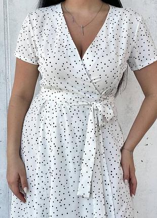 Стильное, длинное платье в горошек на запах8 фото