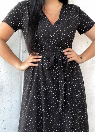 Стильное, длинное платье в горошек на запах2 фото