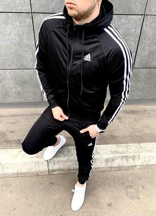 Спортивный костюм мужской adidas