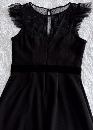 Черное платье lipsy с кружевным верхом5 фото