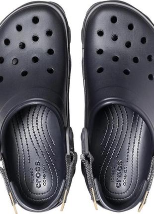 Босоніжки  чоловічі crocs чорні crocs 46-47 m12 30 см