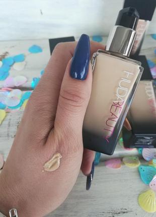 Тональная основа huda beauty fauxfilter foundation