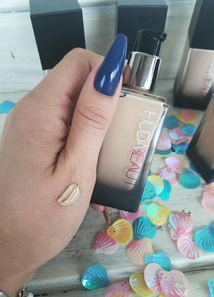 Тональная основа huda beauty fauxfilter foundation